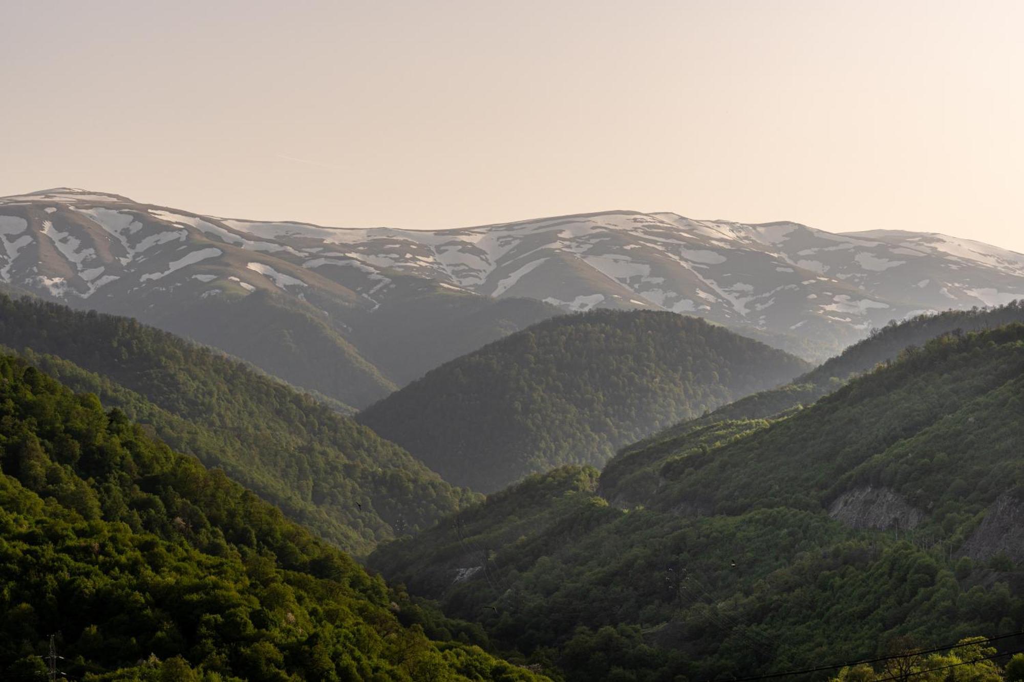 Motives Inn Dilijan Eksteriør billede